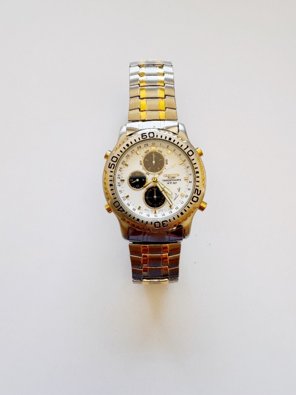 Vintage Citizen Age of Discovery Style 6850 Calendar Chronograph Watch Runs 7"⁠
